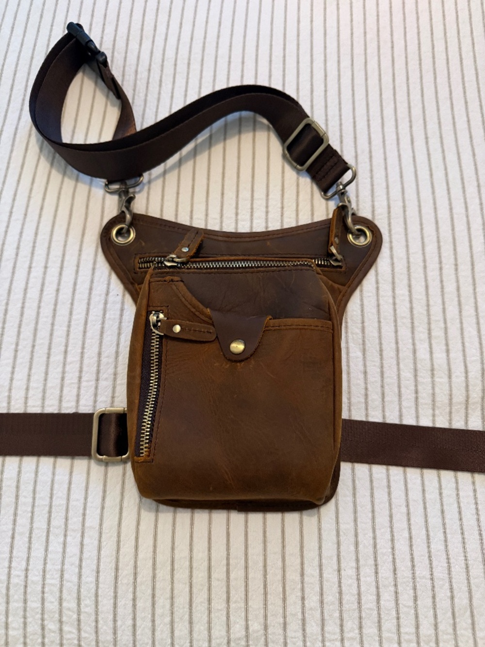 Genuine leather drop leg bag, thigh pouch, hip pack
